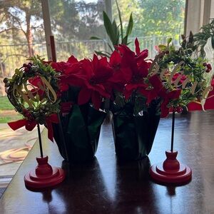 Red and Green Holiday Floral Arrangement